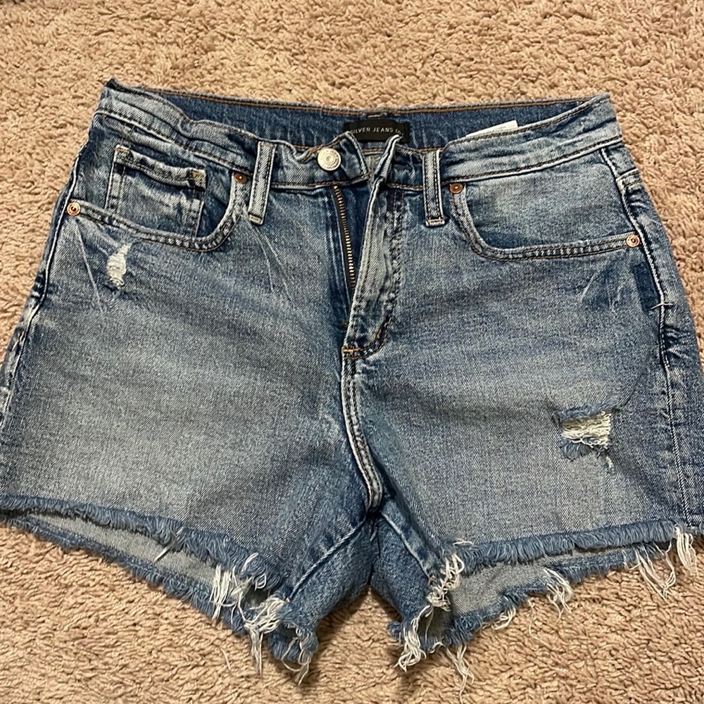 Woman’s shorts